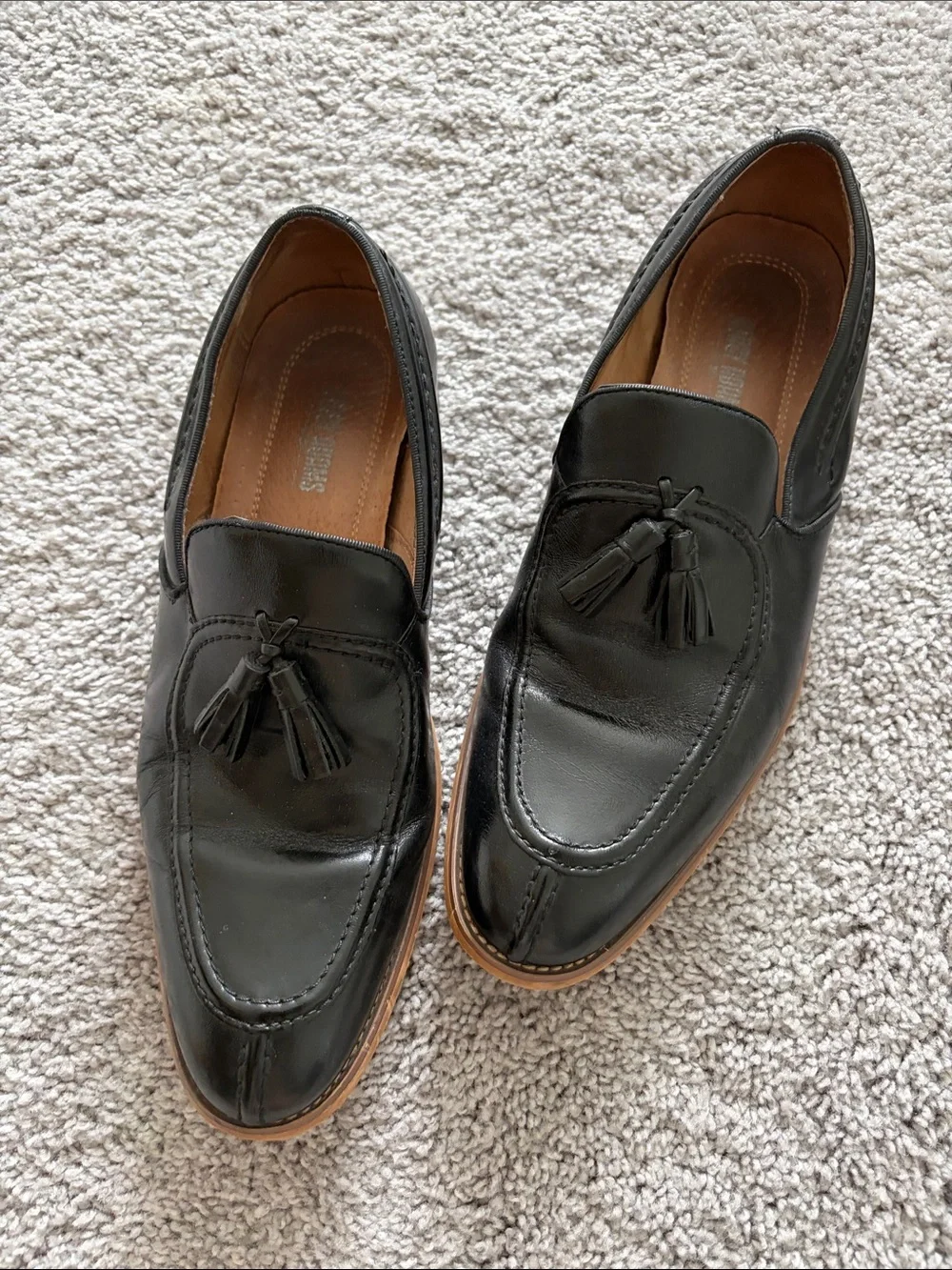 Stacy Adams Black Leather Tassel Loafers with Brown Trim